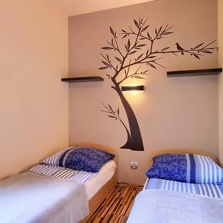 In - * Międzywodzie